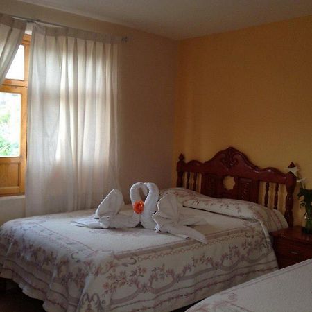 Hotel Posada Camelinas Пацкуаро Экстерьер фото