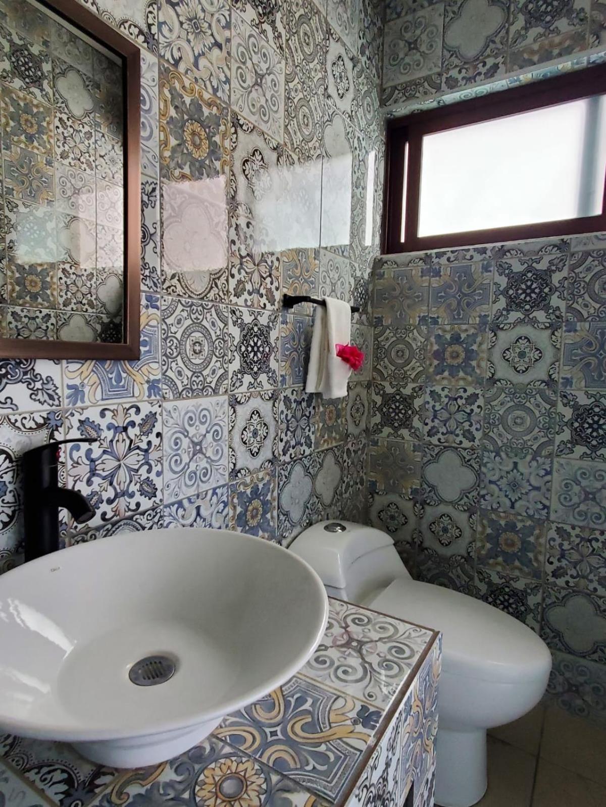 Hotel Posada Camelinas Пацкуаро Экстерьер фото